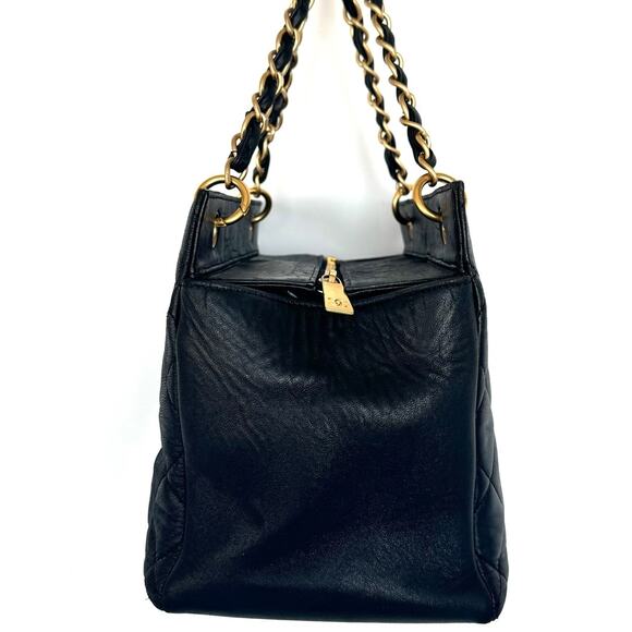 Authentic Chanel Lambskin Shopping Tote Quilted Shoulder Bag Gold Black Chain - Picture 4 of 10